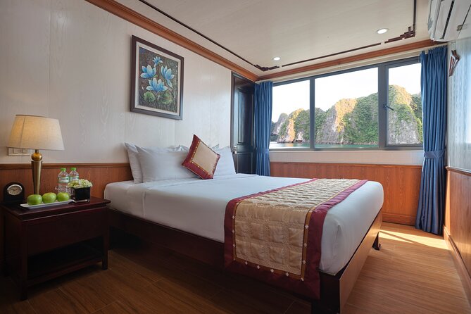 1 night Halong Bay Cruise-Titov Island,Surprise Cave,kayak,meals - Why an Overnight Ha Long Bay Cruise Beats a Day Trip