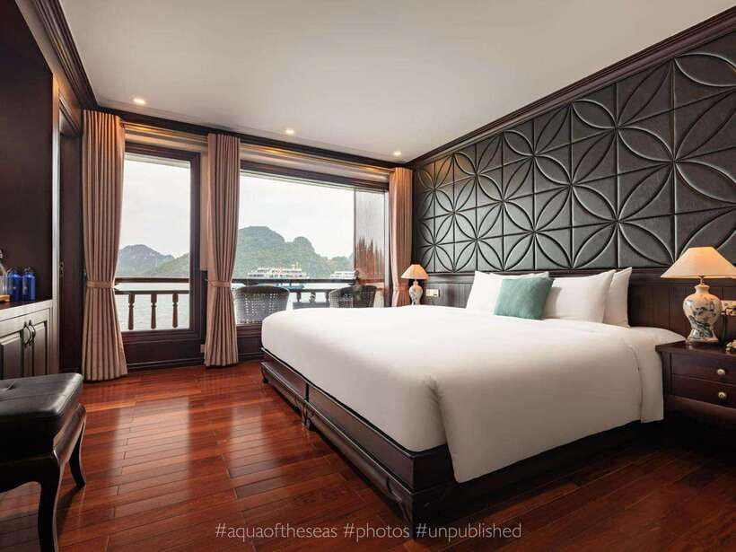 2-Day: Halong Lan Ha Bay 5 Stars Cruises w/Balcony & Bathtub - Day 1: From Hanoi to Tuan Chau, Then Dark Cave or Ba Trai Dao