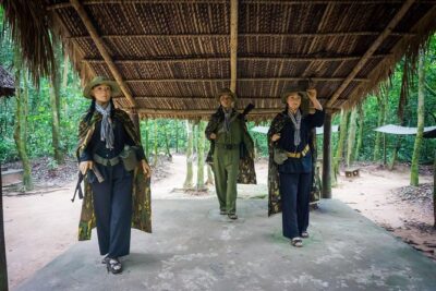 Cu Chi Tunnels and Mekong Delta 1 Day Tour With Small Group - Getting picked up in District 1 (and what to do if you’re not)