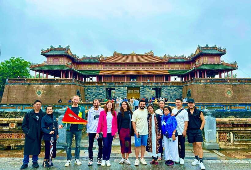 Da Nang: Hue Imperial Day Trip, Hai Van Pass Train, & Lunch - Arriving in Hue: lunch first, then history mode