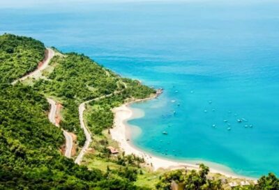 Da Nang: Lady Buddha, Marble Mountains, and Am Phu Cave Tour - Linh Ung Pagoda and the Lady Buddha on Son Tra Peninsula
