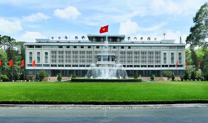 Daily Small Group Tour to Saigon City and Cu Chi Tunnels - Who should book, and who should reconsider