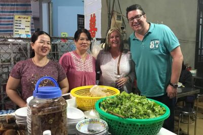 Evening Walking Food Tour, folk game and lantern boat - Stop-by-Stop Food Plan: Bánh Mì, Cao Lầu, and White Rose Dumplings