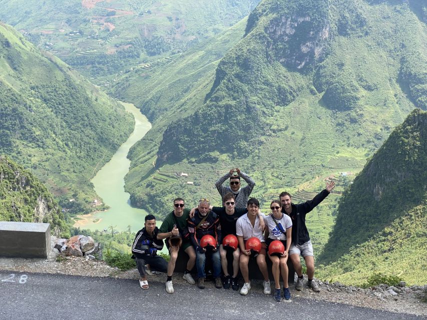 From Hanoi: 3-Day Motorbike Ha Giang Loop with Easy Rider - Day 1: Bac Sum Pass, Heaven Gate, Dong Van karst, and Sa Phin’s palace
