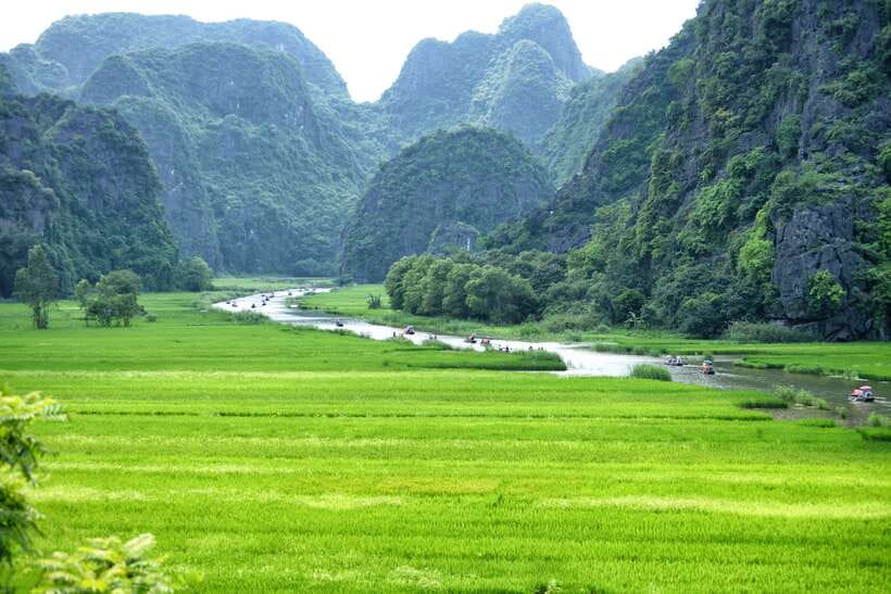 From Hanoi: Full-Day Ninh Binh Highlights Small Group Tour - Cycling to Bích Động Pagoda: Local Roads and a Different Kind of Sight