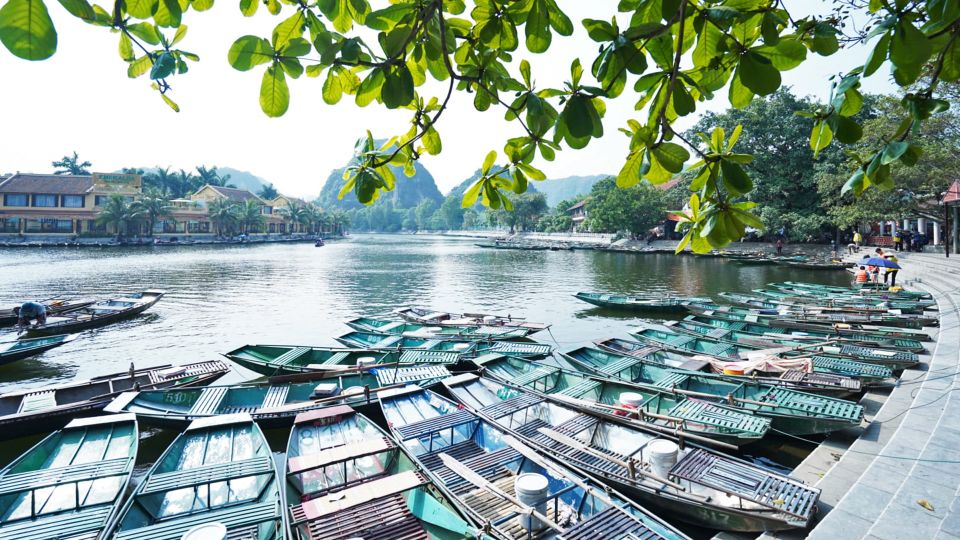 From Hanoi: Hoa Lu & Tam Coc with Buffet lunch & Cycling - Lunch in Tam Coc: Buffet Local Cuisine That Works for Most Diets