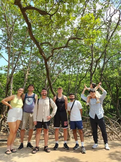 From Ho Chi Minh City: Can Gio Mangrove & Monkey Island Trek - The seafood market in Cần Giờ: snacks, photos, and real shopping time