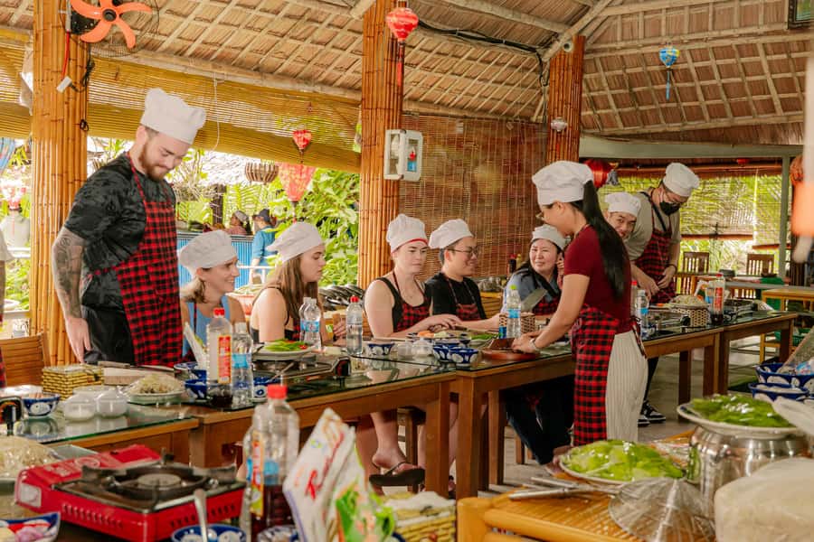 From Hoi An: Market Tour, Basket Boat Ride and Cooking Class - Should You Book It?