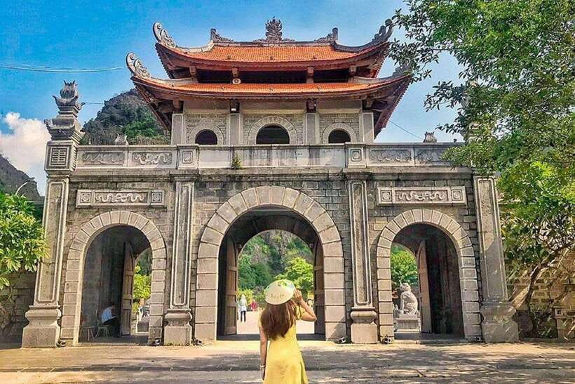 From Ninh Binh: Hoa Lu, Bai Dinh, Trang An, & Mua Cave Tour - Price and extras: is $28 fair for what you get?