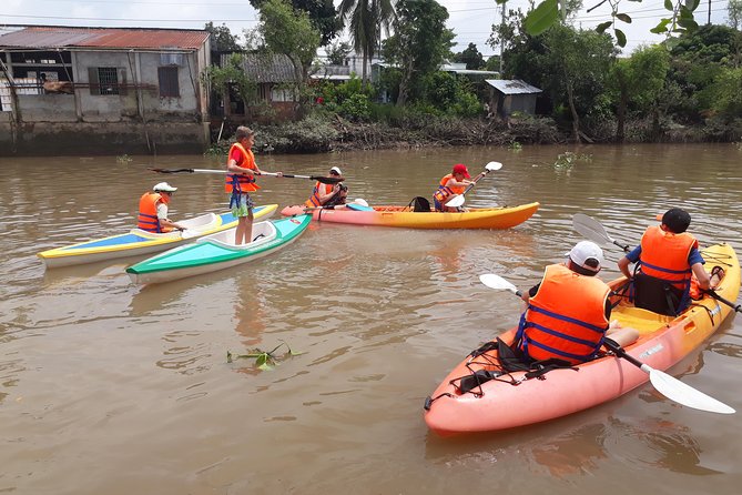 Full Day Off The Beaten Track the Mekong Delta. - Lunch in a local place: real food, vegetarian option available