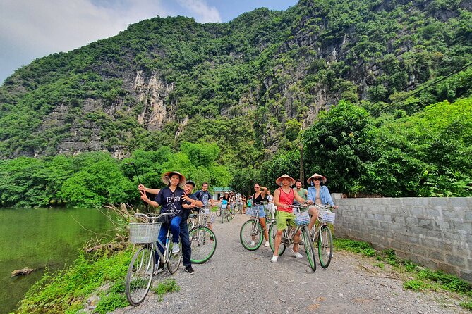 Full-Day Tour Hoa Lu, Tam Coc Boat Trip and Mua Cave - Price and Value: Is $55 Worth It?