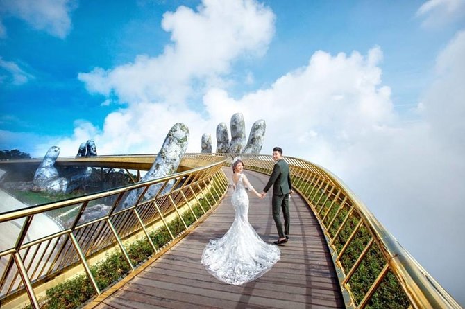 Golden Bridge & Ba Na Hills 1 Day including buffets lunch & 2 ways Cable Car - Golden Bridge and Le Jardin d’amour: the photo stop that’s still worth it