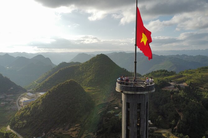 Ha Giang Tour 3-Day-2-Night, English Speaking Guide, Small Group - Day 2: 4C road, Ma Pi Leng Pass, Nho Que River, and the quieter Du Gia side