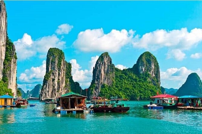 Ha Long Bay Cruise Day Tour - Cave, Kayaking, Swimming & Lunch - The cruise start: lunch on board and first views of Ha Long