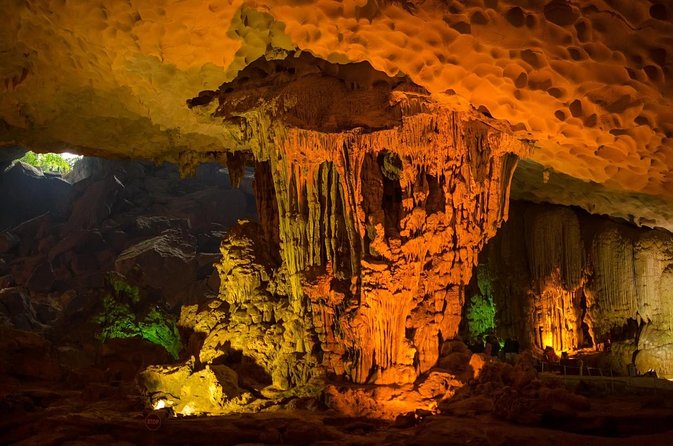 Halong Bay Full Day with Kayaking, Hiking viewpoint, Cave - Deluxe To Luxury - Key highlights that make this day trip work