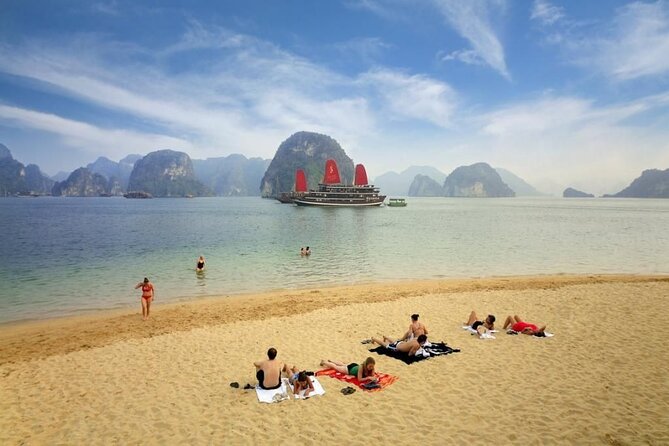 Halong Pandora 5 Star Cruise 2D1N-All Inclusive, cave, transfer - Lan Ha Bay Lunch Day: Quieter Scenery, Longer Time to Chill