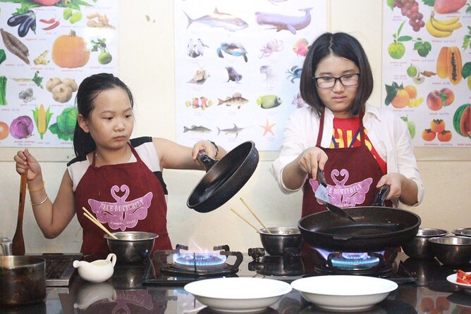 Hanoi Cooking Class and Market Tour in Ancient House - The cooking class flow: four dishes, real participation