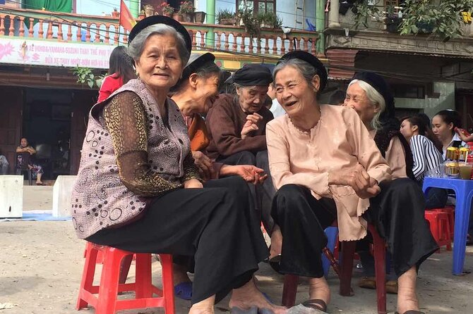 Hanoi Countryside Motorbike Tour: Red River Culture & Daily Life - Bat Trang Ceramics Village: where daily life shows up as craft
