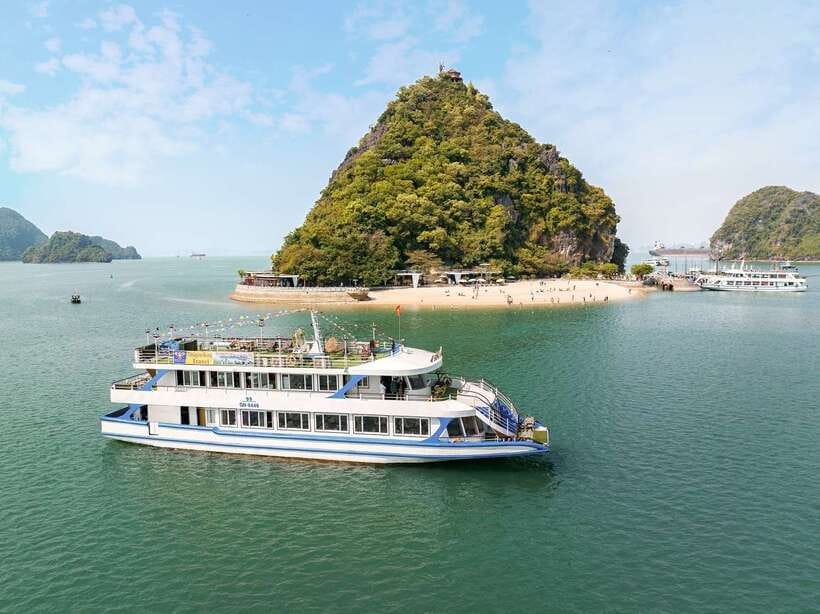Hanoi: Full-Day Halong Bay Cruise with Swimming & Kayak Tour - Key things to know before you go