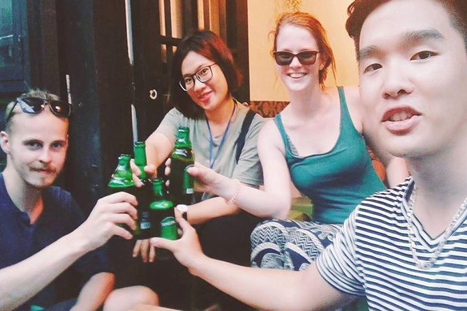 Hanoi Guided Street Food Tour Small Group - Seven-Plus Tastings: What You Actually Eat and Drink