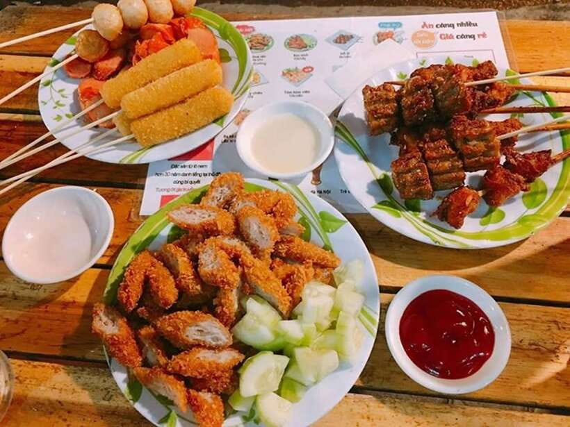 Hanoi: Guided Street Food Tour with Tastings - Should you book this Hanoi guided street food tour?