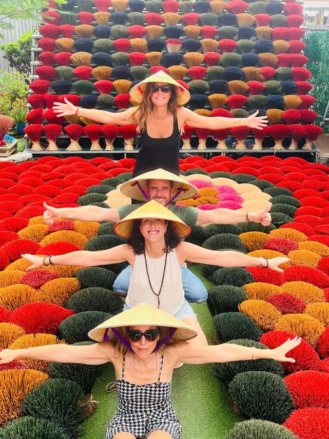 Hanoi: Incense Village, Hat, Lacquer Tour & City Highlights - Timing, Transport, and Group Size: What 6 Hours Feels Like