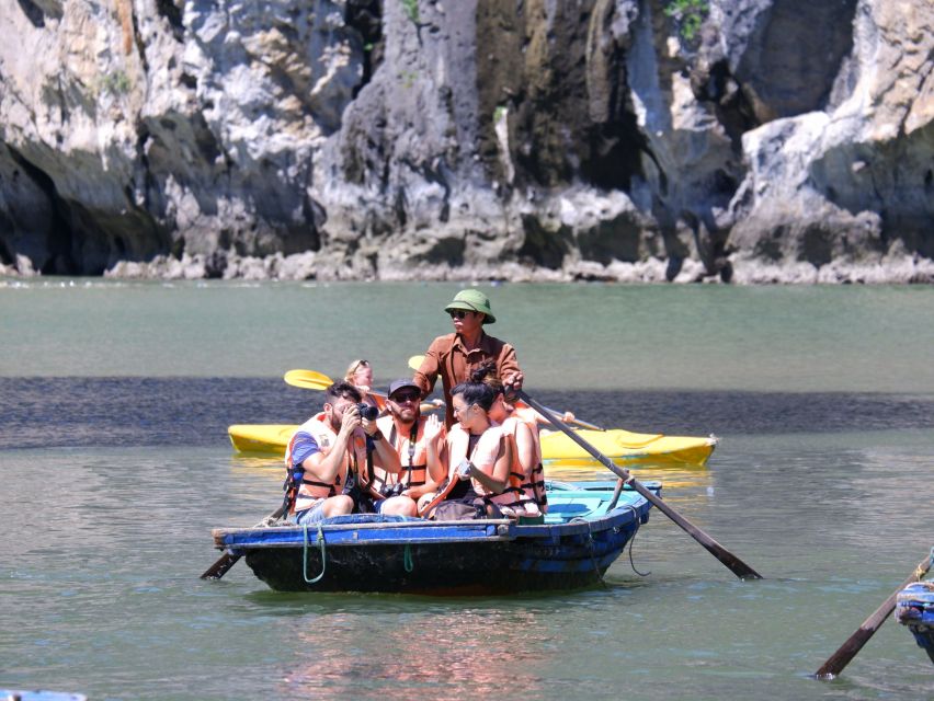 Hanoi: Islands & Caves Ha Long Cruise with Lunch & Kayaking - Lunch on Board: Seafood, Variety, and How to Time Your Day