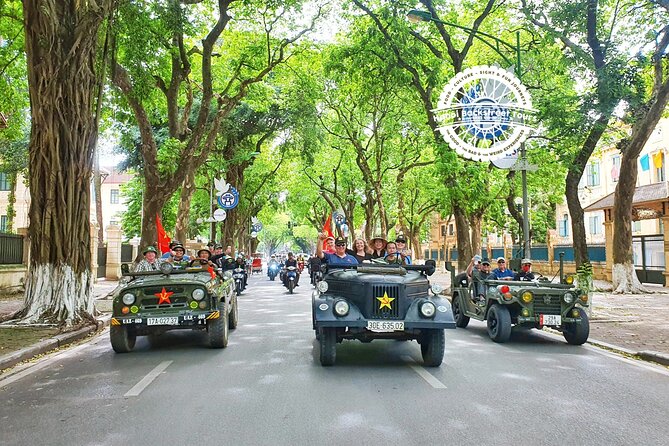 Hanoi Jeep Tour: Food, Culture and Fun by Vietnam Army Jeep - Stop 1: Chợ Trời and Hanoi’s backstreet maze