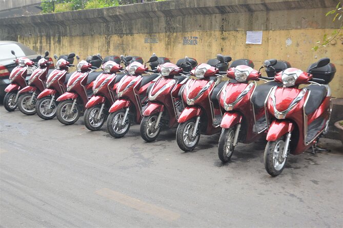 Hanoi Motorbike Tours Led By Women: Hanoi By Night Foodie Motorbike Tours - Step 1 in the Old Quarter: Banh cuon and first-night orientation
