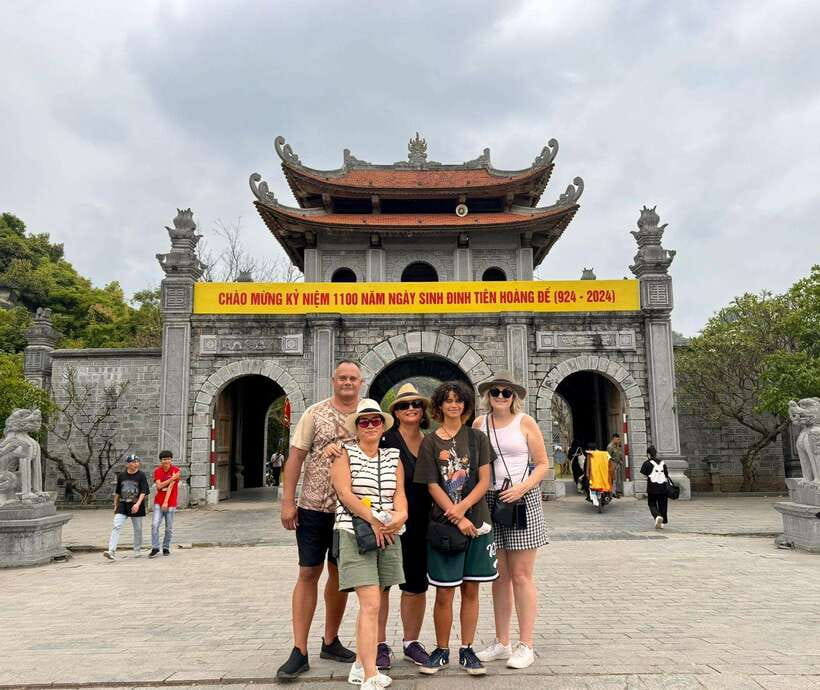 Hanoi: Ninh Binh, Hoa Lu, Trang An & Mua Cave Day Trip - Stop 3: Mua Cave and the 500-step viewpoint