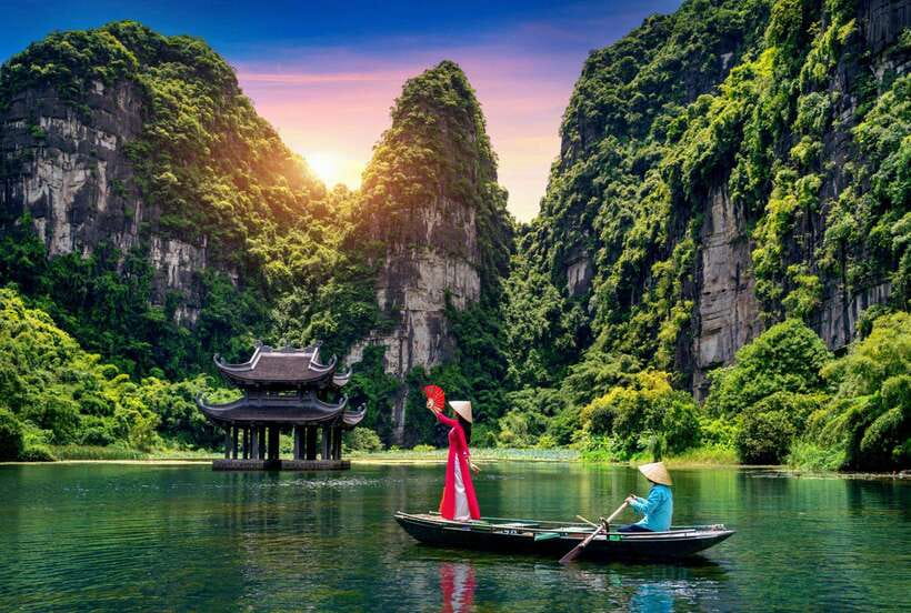 Hanoi: Ninh Binh, Trang An, Mua Cave and Bai Dinh Pagoda - Key highlights worth planning around