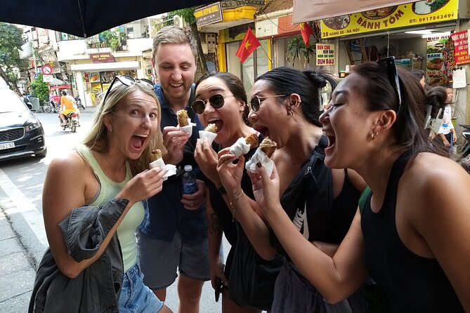 Hanoi Old Quarter Walking Street Food Tour - Timing, weather, and what to wear on these streets