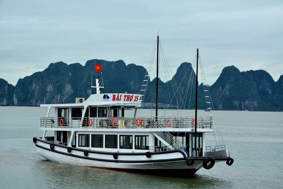Hanoi: Roundtrip Halong Bay Islands, Caves, Kayaking & Lunch - Key highlights to look forward to