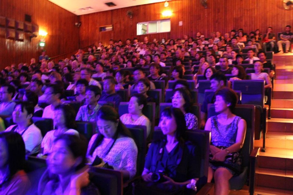 Hanoi: Water Puppet Show Ticket with Hotel Delivery Add-On - Understanding the Stories: Vietnamese Singing and the Audio Guide