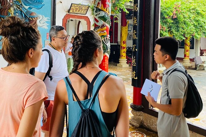 Hoi An Ancient Town Walking Tour with a Local - Stop 6: Hoi An Central Market finish for tasting and shopping with a plan