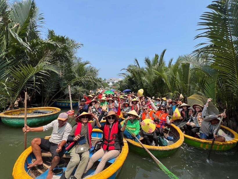 Hoi An: Coconut Basket Boat Ride by Hangcoconut - Crab fishing and net work in the coconut waterways