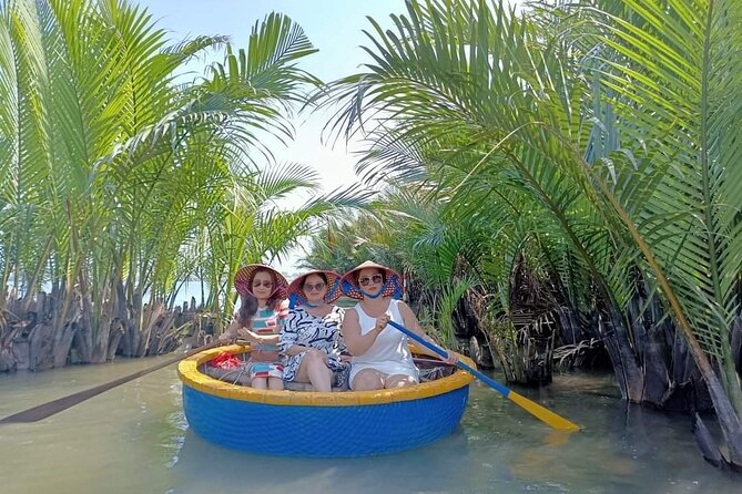 Hoi An: Coconut Basket Boat Ride in the Coconut Forest - Crab fishing and river games: what the activities feel like in practice