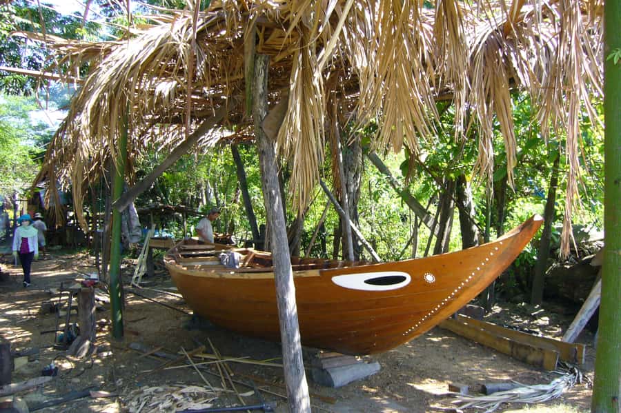 Hoi An Countryside: Guided Morning or Afternoon Bicycle Tour - The return by boat: relaxing finish, mixed feelings on the scenery