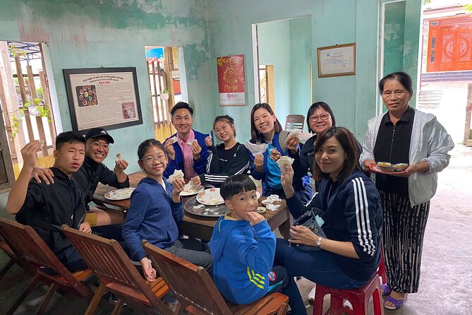 HOI AN Hidden Gems in Rural Villages & River Islands PRIVATE TOUR - Tra Nhieu mat-weaving: straw craft with a living story