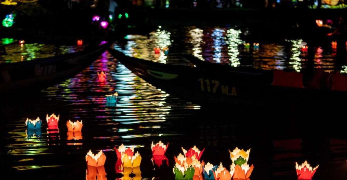 Hoi An : Hoai River Boat Trip by Night and Floating Lantern - Value for about $8: what you’re really paying for