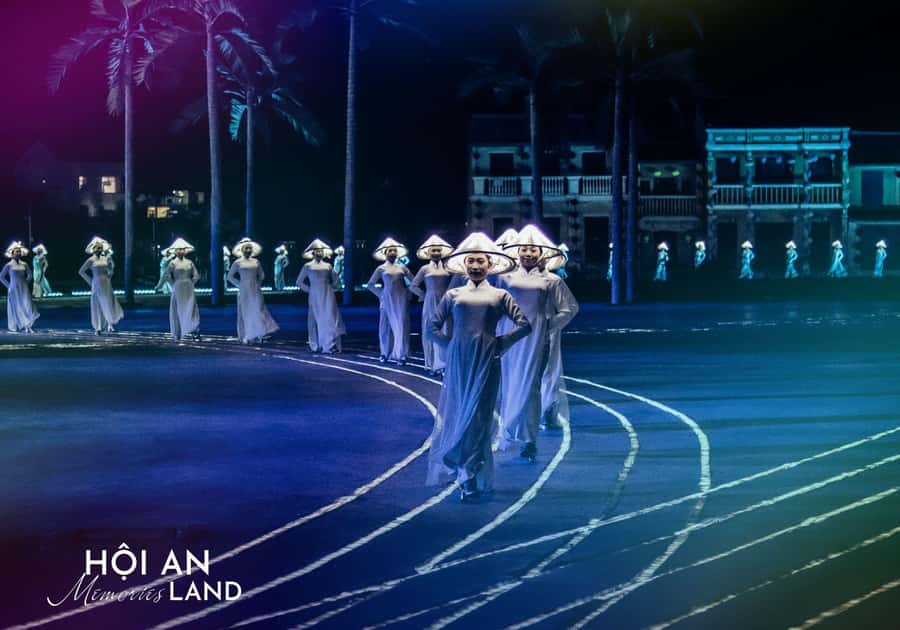 Hoi An Memories Show & Hoi An Impression Theme Park Ticket - Food at the park: where to eat without wrecking the show timing
