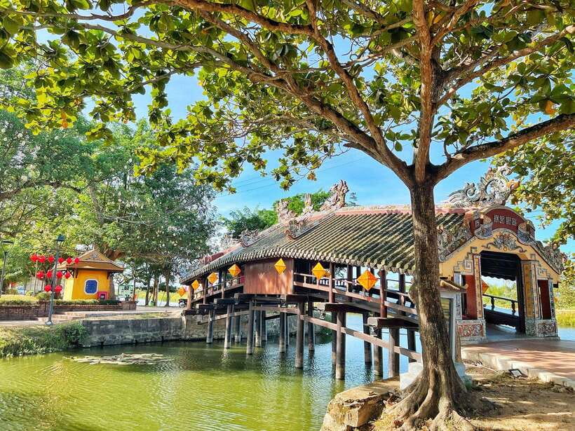 Hue :Exploring Royal City with Multi Options and Dragon Boat - Quick hits before you go