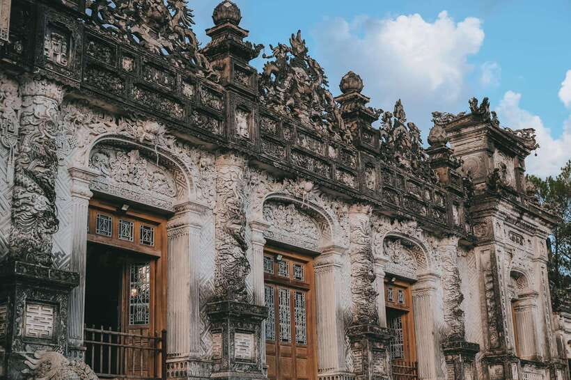 Hue :Exploring Royal City with Multi Options and Dragon Boat - Minh Mang Tomb, Khai Dinh Tomb, and Tu Duc Tomb: a royal trio