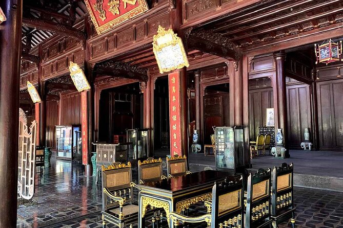 Hue: Imperial City Walk, Motorbike Tour & Private Car Options - Hue Royal Palace: 13 emperors, living quarters, and why the details matter