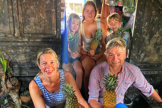Largest Floating Market, Wild Small Canal System & Organic cocoa - Logistics That Actually Affect Your Day: Pick-Up and Timing