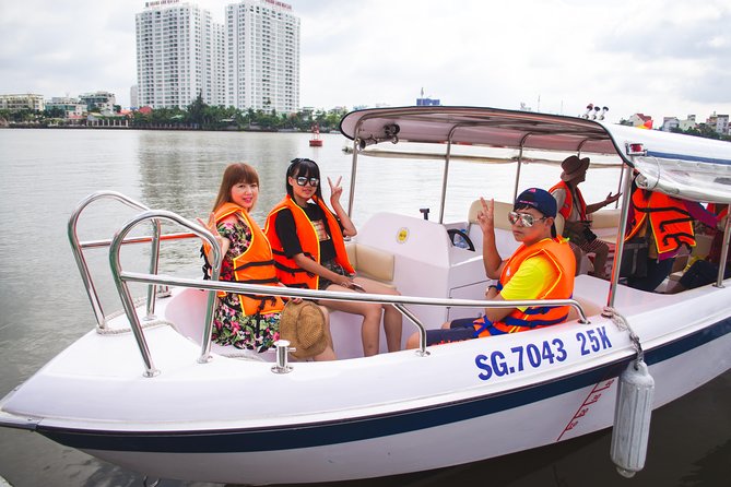 Morning CuChi Tunnels-Tapioca-Secret Traps Luxury Speedboat 2Ways - Cu Chi Tunnels: what you’ll actually see and do