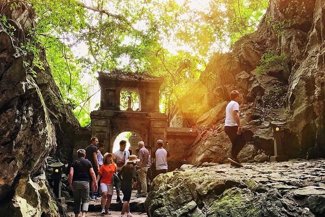 Morning Small group to Marble Mountains - Am Phu Cave - Monkey Mountain - Pickup, Transport, and How the Timing Really Plays Out
