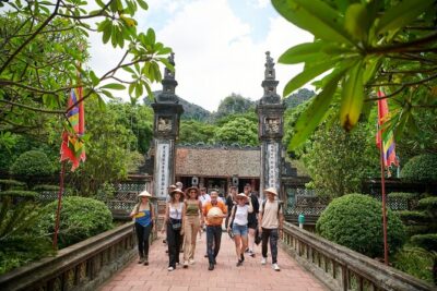 Ninh Binh Day Trip: Hoa Lu-Trang An/Tam Coc-Mua Cave-Cycling-Boat - Hanoi Opera House pickup and how the day stays on schedule