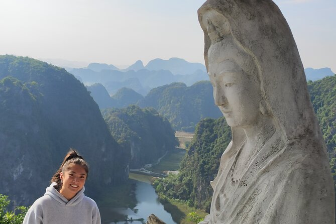 Ninh Binh Full-Day Small Group of 9 Guided Tour from Hanoi - Cycling Around Rice Fields and Limestone Karsts