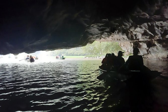 Ninh Binh Full-Day Tour from Hanoi to Hoa Lu, Tam Coc & Mua Cave Via Boat & Bike - Guide Style and the Pace: Why Sunny and Linh Keep Getting Mentioned